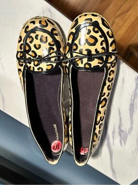 Rampage Leopard Print rain loafers